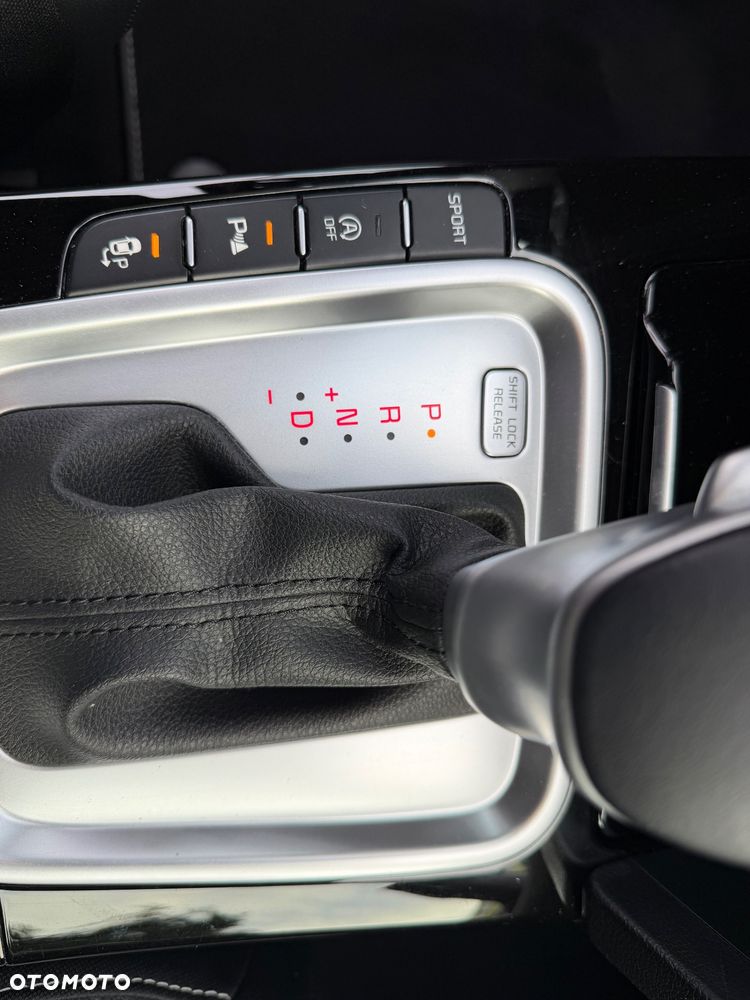 Kia XCeed 1.5 T-GDI L Business Line DCT - 28