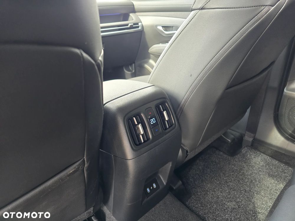 Hyundai Tucson 1.6 T-GDi Executive 2WD - 14
