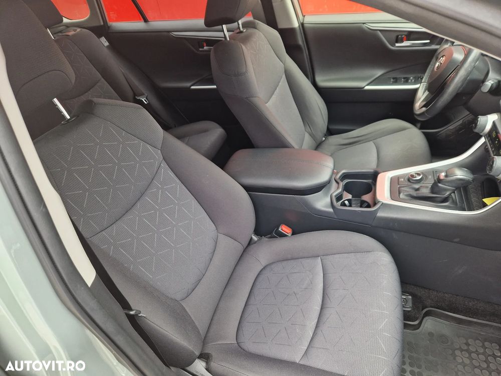 TOYOTA RAV4 2019 — imagine 9