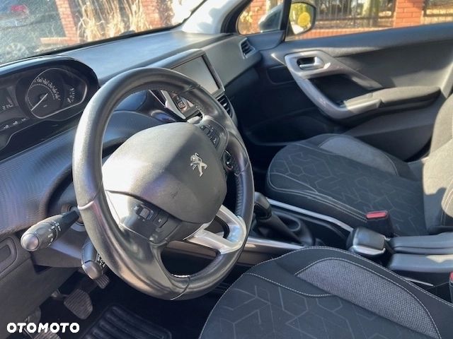 Peugeot 2008 1.5 BlueHDi Active S&S - 8