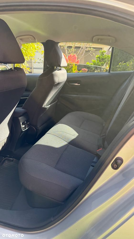 Toyota Corolla 1.8 Hybrid Comfort - 9