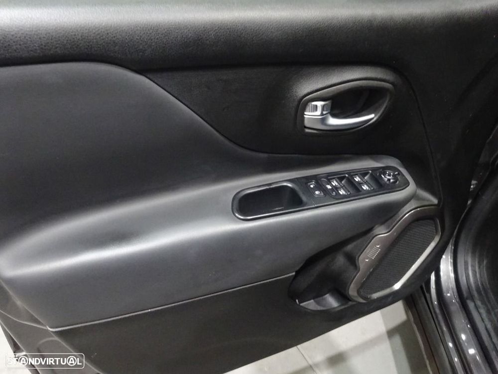 Jeep Renegade 1.0 T Limited - 9