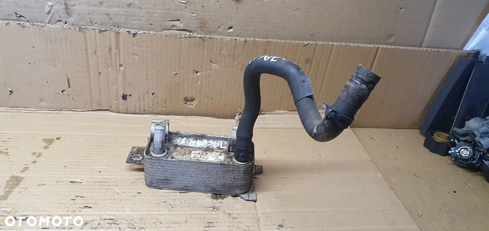 Chłodnica oleju skrzyni biegów automat Jaguar XF X250 2.7 TDV6 4R83-7A095-AB - 4