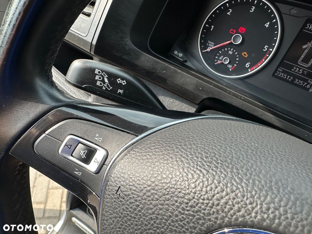 Volkswagen Caravelle 2.0 TDI L1 Comfortline - 25