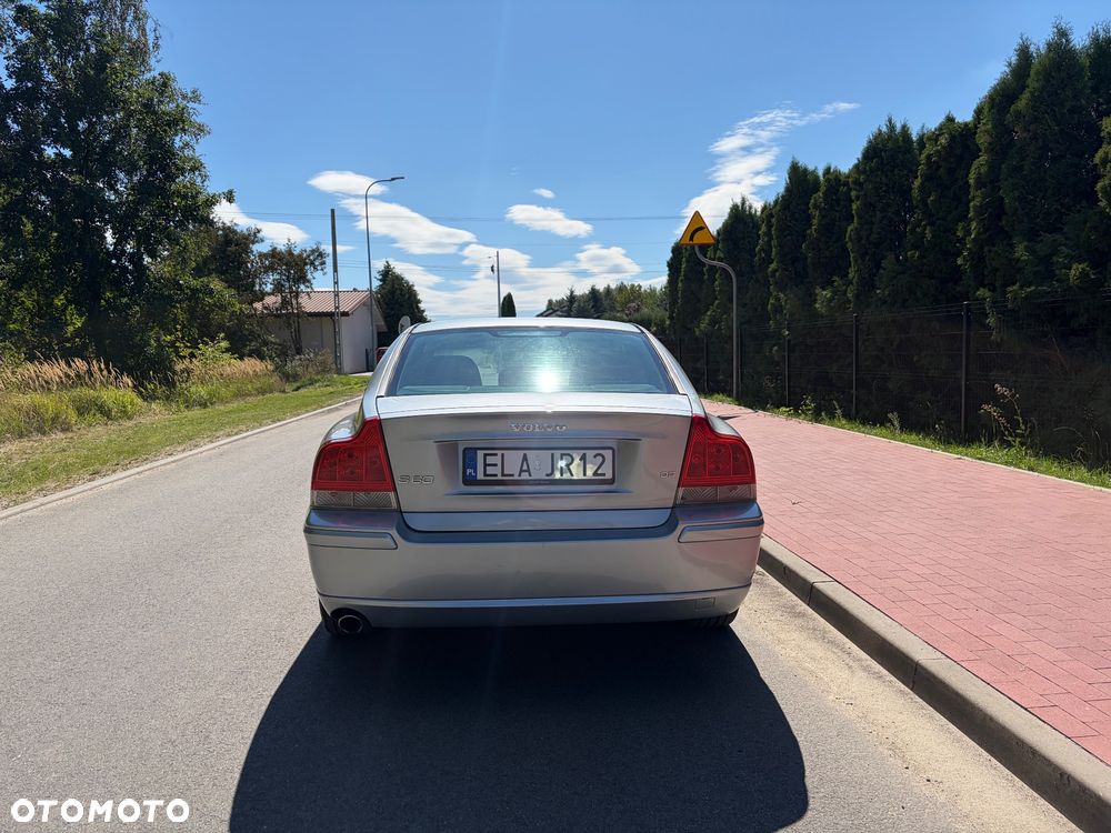 Volvo S60 D5 Edition - 4