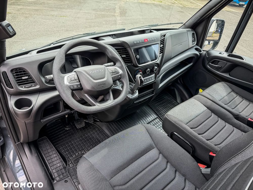 Iveco Daily 35S16HA8 V - Furgon L3H2 2.3 silnik od ręki GSC Gorzów - 17
