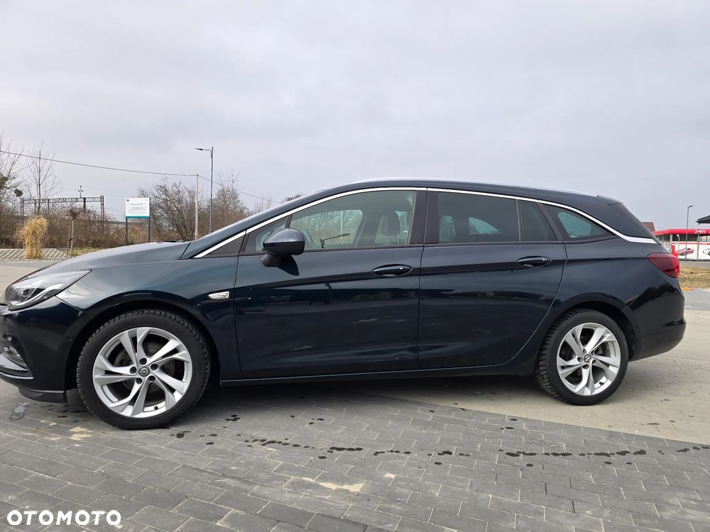 Opel Astra 1.6 CDTI Sport - 4