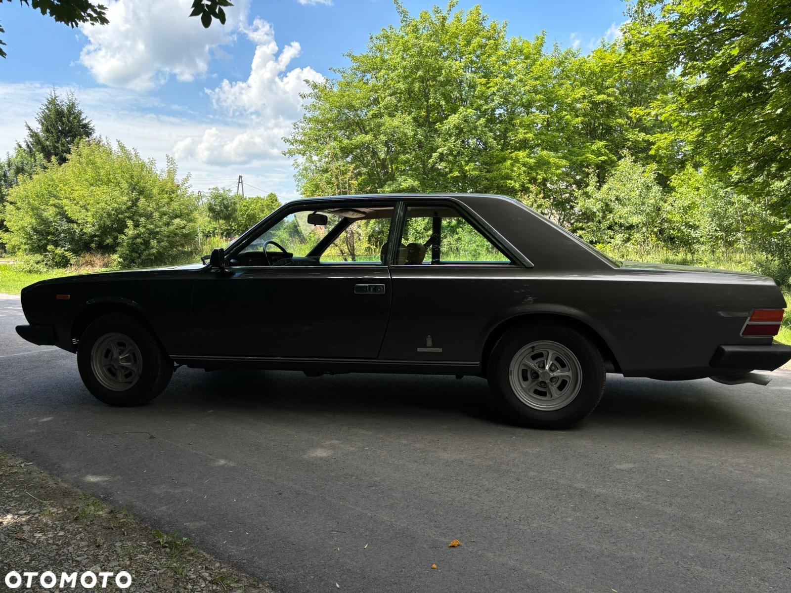 Fiat 130 - 14