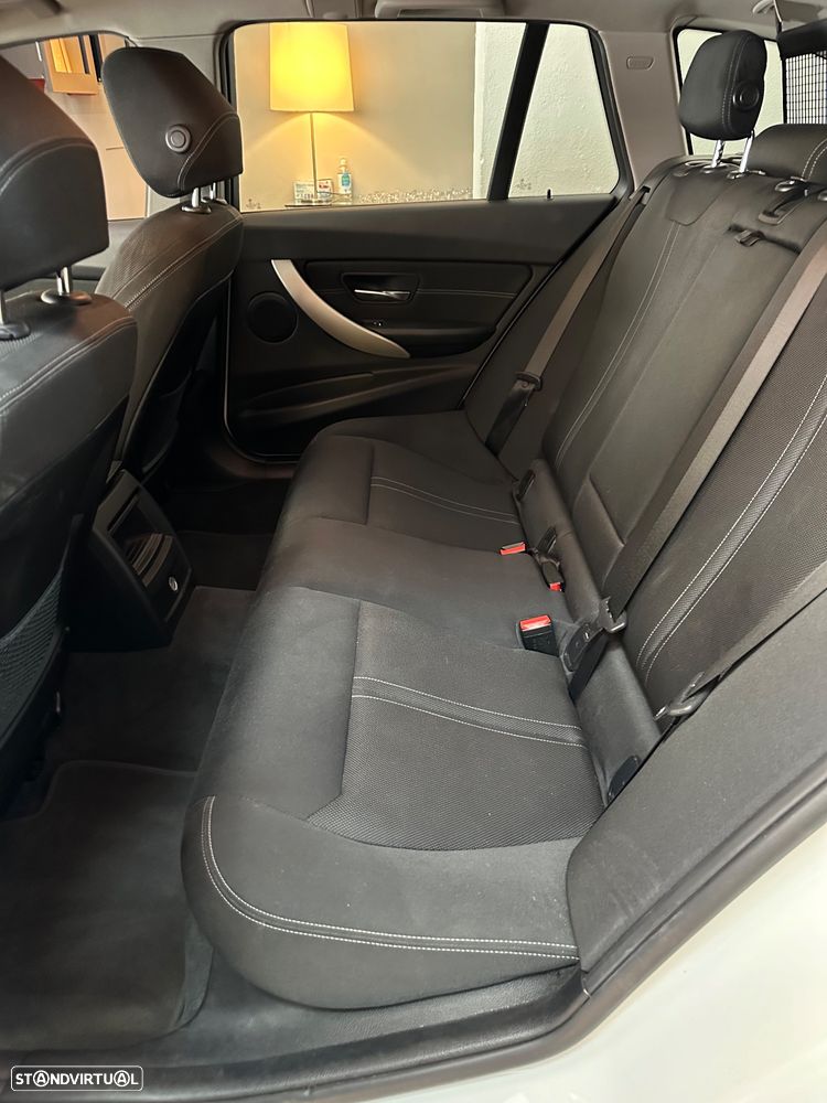 BMW 320 d Aut. Efficient Dynamics Edition - 9