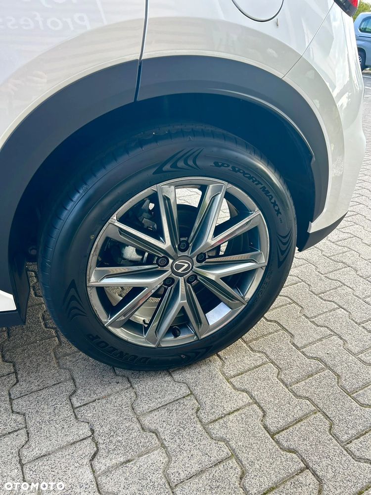 Lexus LBX 1.5 Hybrid Elegant - 24