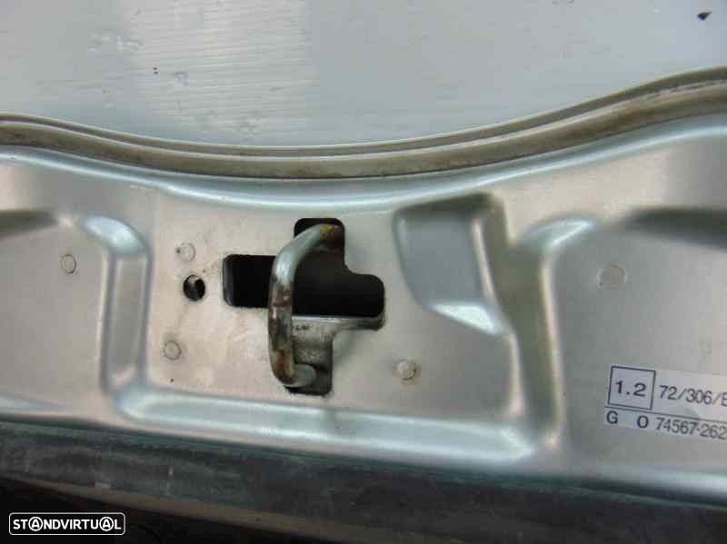 CAPÔ TOYOTA COROLLA VERSO 2004 -PLATA - 4