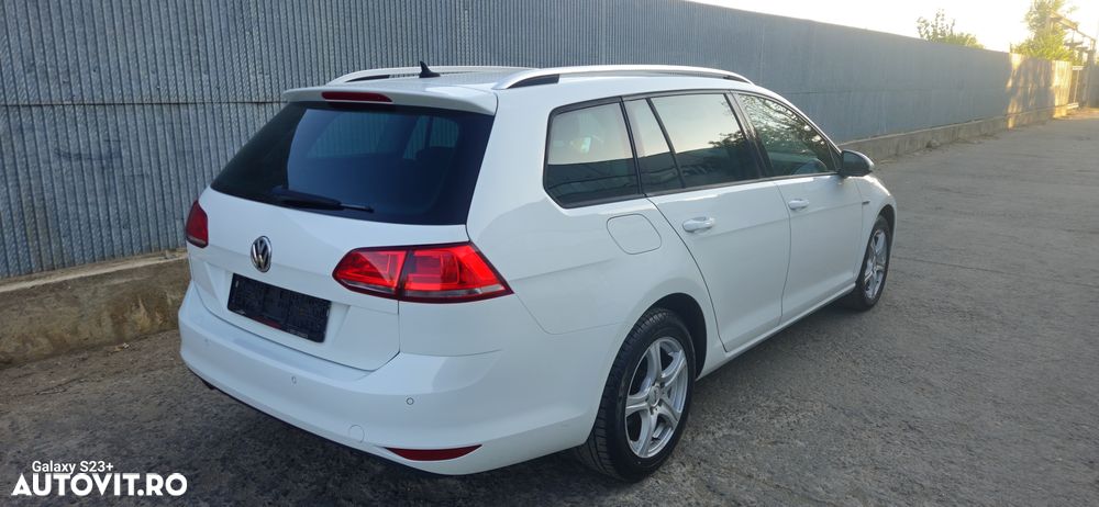 Volkswagen Golf 1.6 TDI BlueMotion Technology Lounge - 7