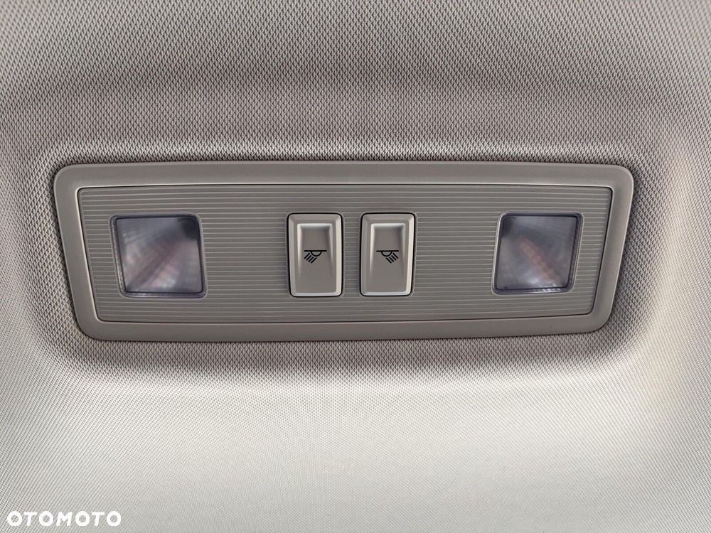 Volkswagen T-Roc 1.5 TSI Life DSG - 22