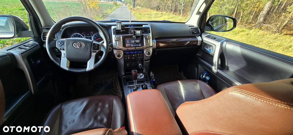 Toyota 4-Runner - 17