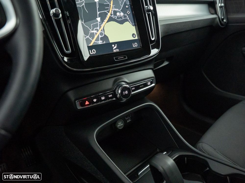 Volvo XC 40 1.5 T5 PHEV Inscription Expression - 29