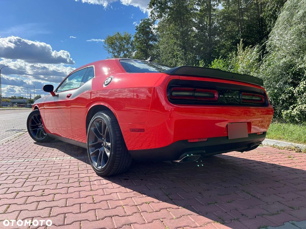 Dodge Challenger 5.7 R/T - 5