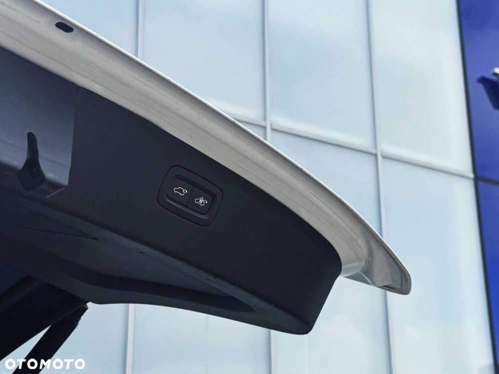 Volvo XC 90 - 29