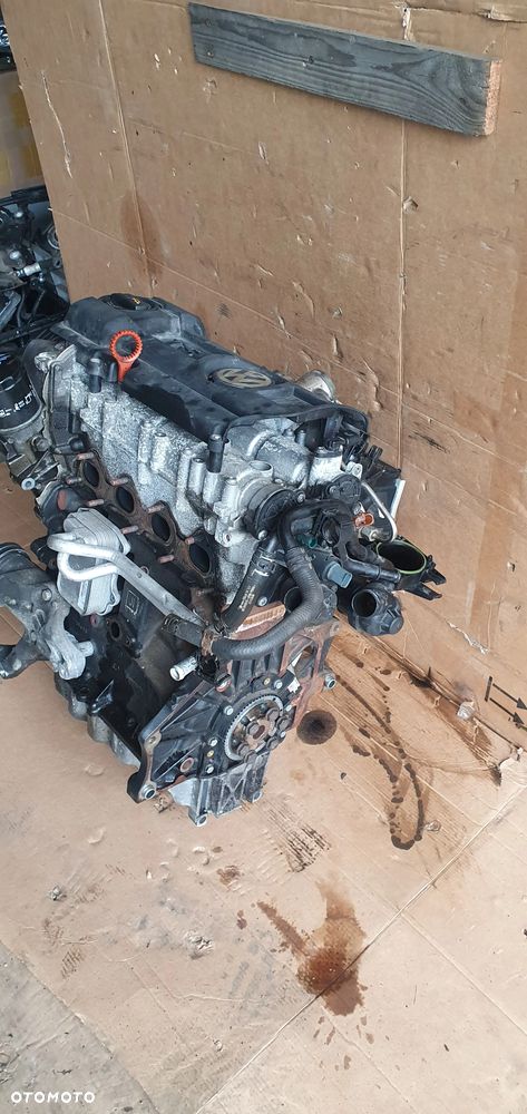 Silnik słupek blok silnika VW Passat B6 1.4 TSI CAXA - 4