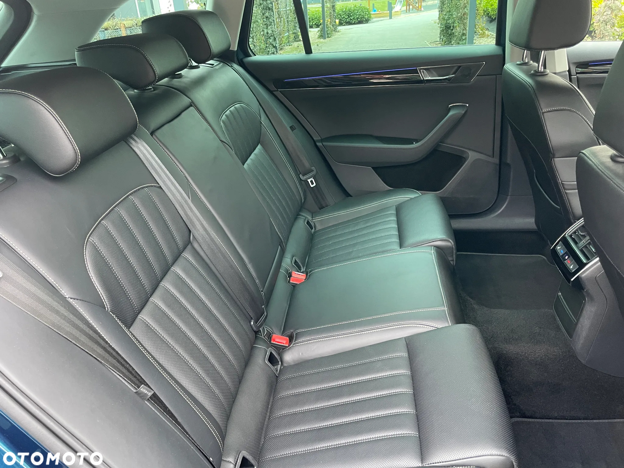 Skoda Superb 2.0 TDI 4x4 L&K DSG - 24