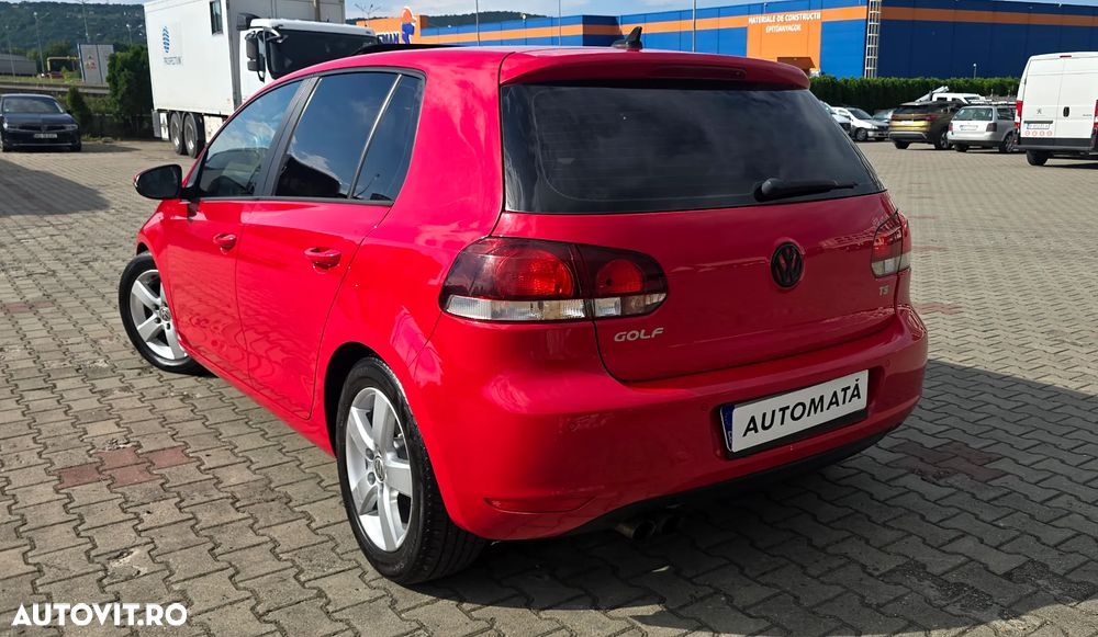 Volkswagen Golf 1.4 TSI DSG Individual - 4