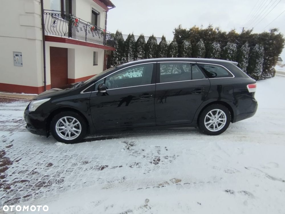 Toyota Avensis 1.8 Executive - 19