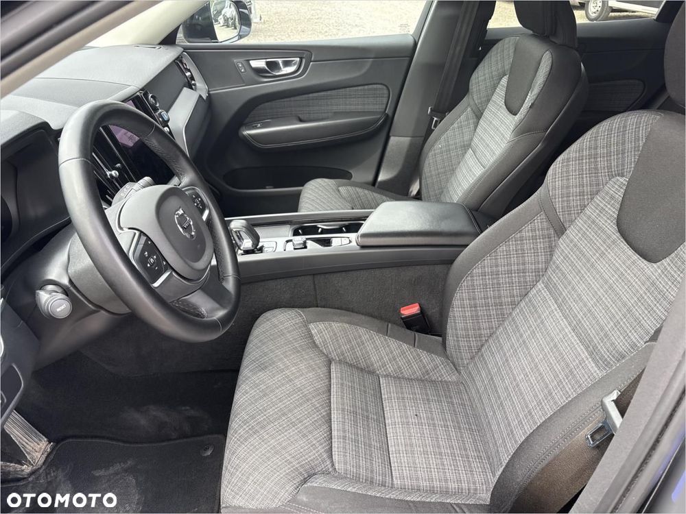 Volvo XC 60 B4 D AWD Core - 10