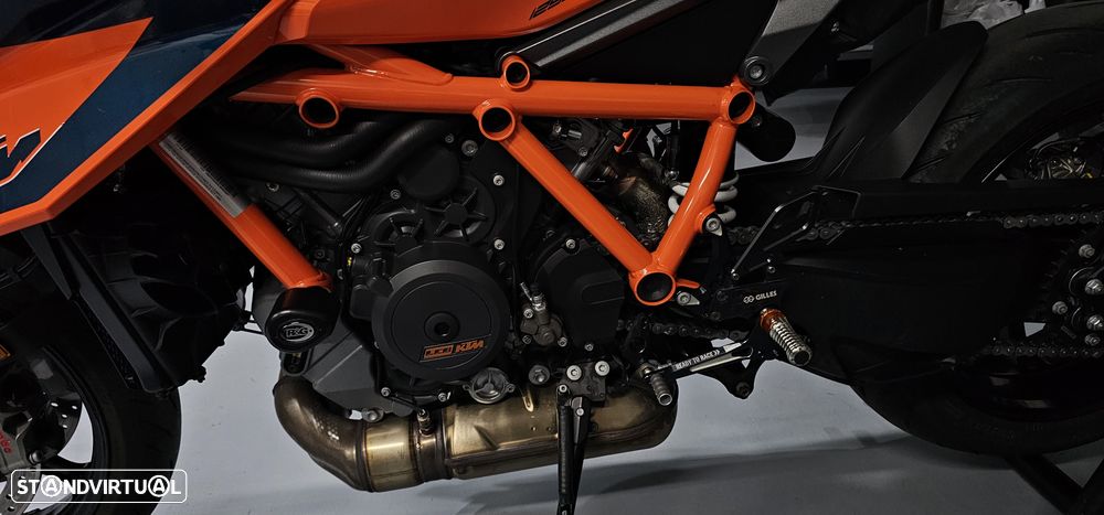 KTM Superduke 1290 Super Duke R - 4