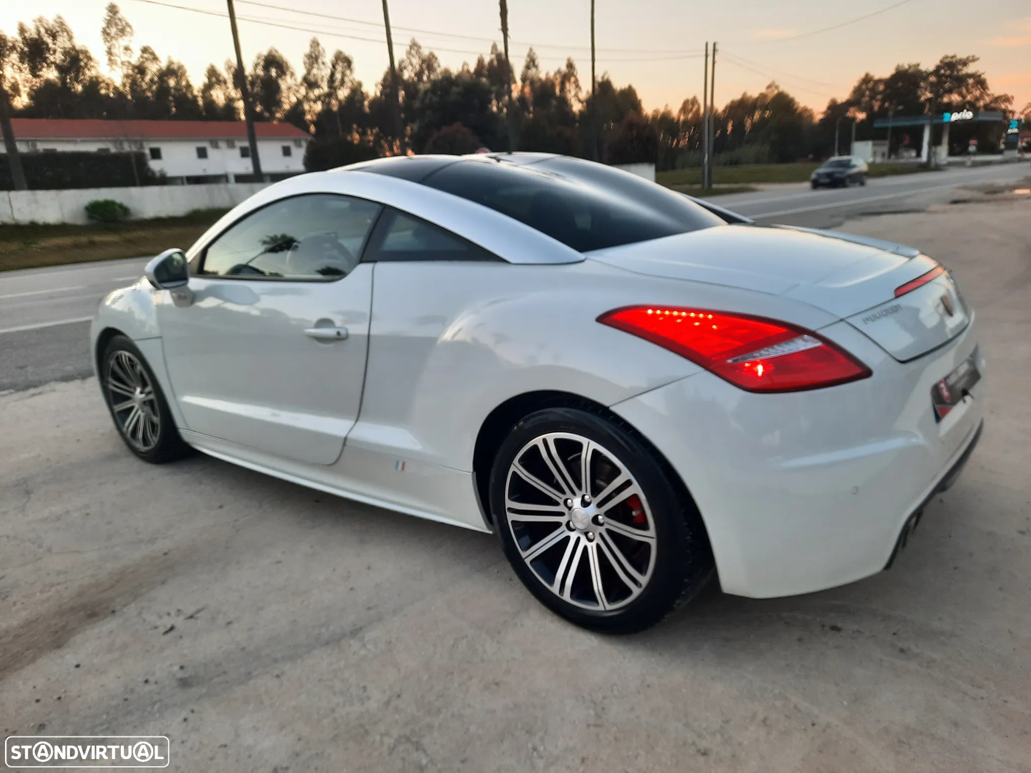 Peugeot RCZ 1.6 THP - 10