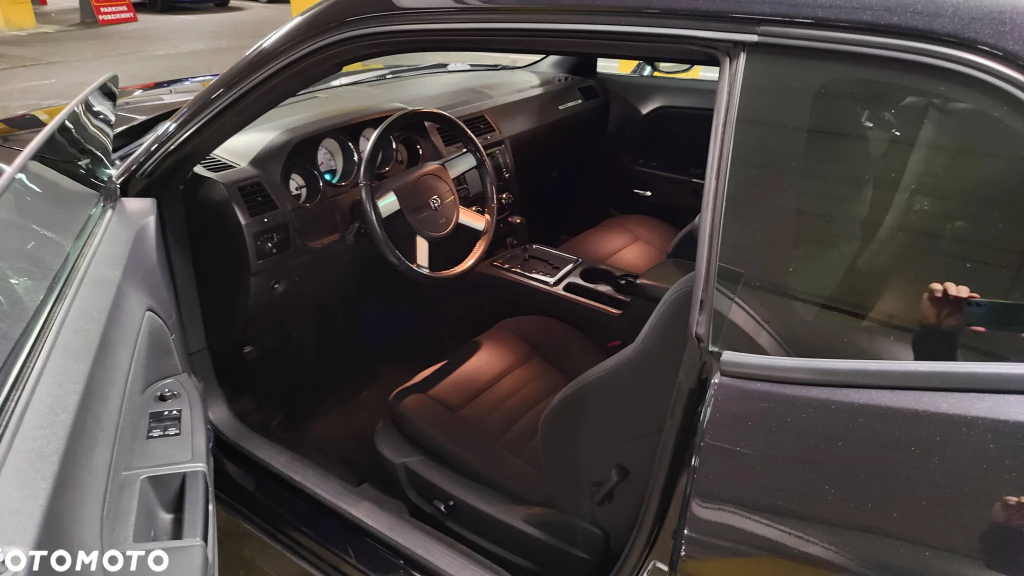 Dodge Challenger 5.7 R/T - 8