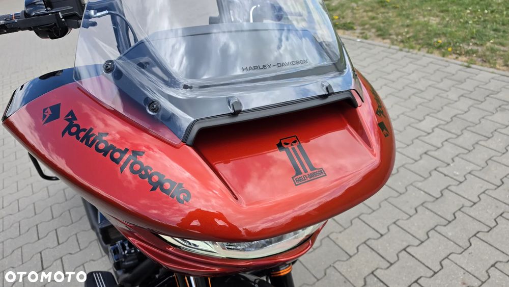 Harley-Davidson Touring Road Glide - 8