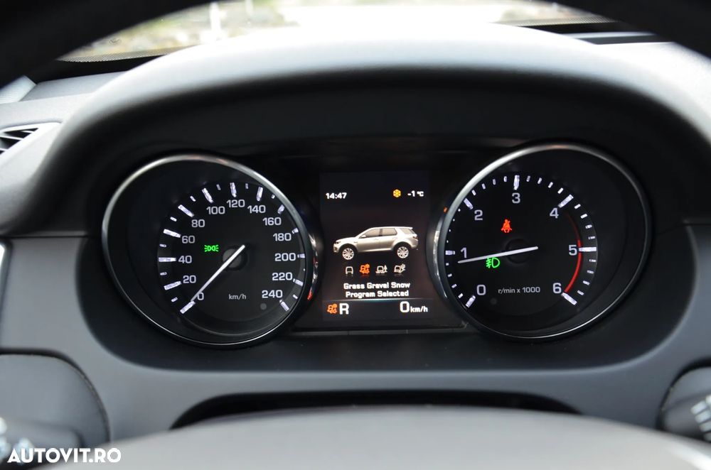 Land Rover Discovery Sport - 27