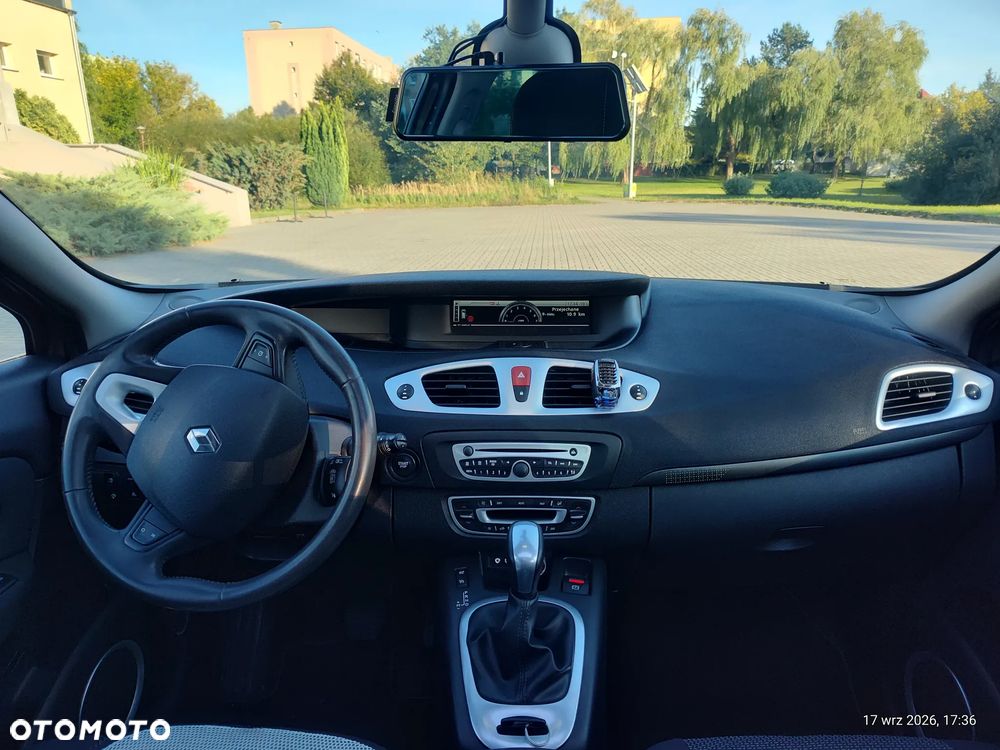 Renault Scenic 2.0 16V Privilege CVT - 12
