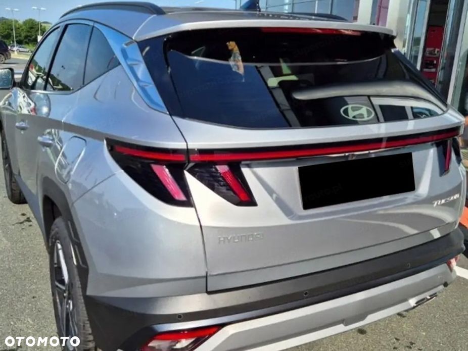 Hyundai Tucson - 4