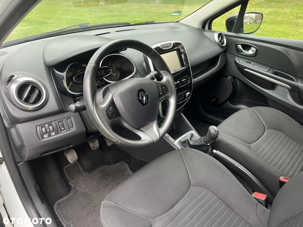 Renault Clio 1.2 16V 75 LIMITED - 6