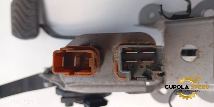 Pedala frana + pedala acceleratie cutie automata 465014EA0B Renault K - 3