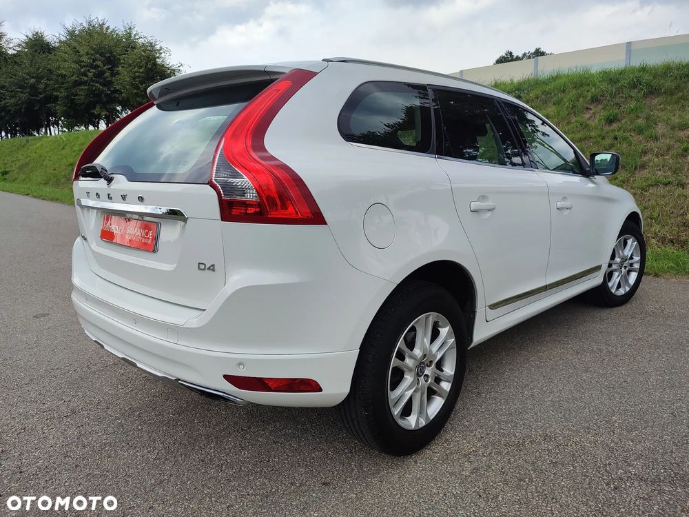 Volvo XC 60 D4 Geartronic Summum - 17