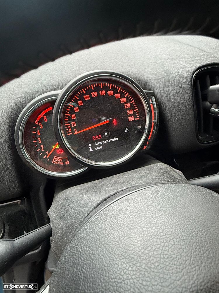 MINI Countryman Cooper D Auto - 14