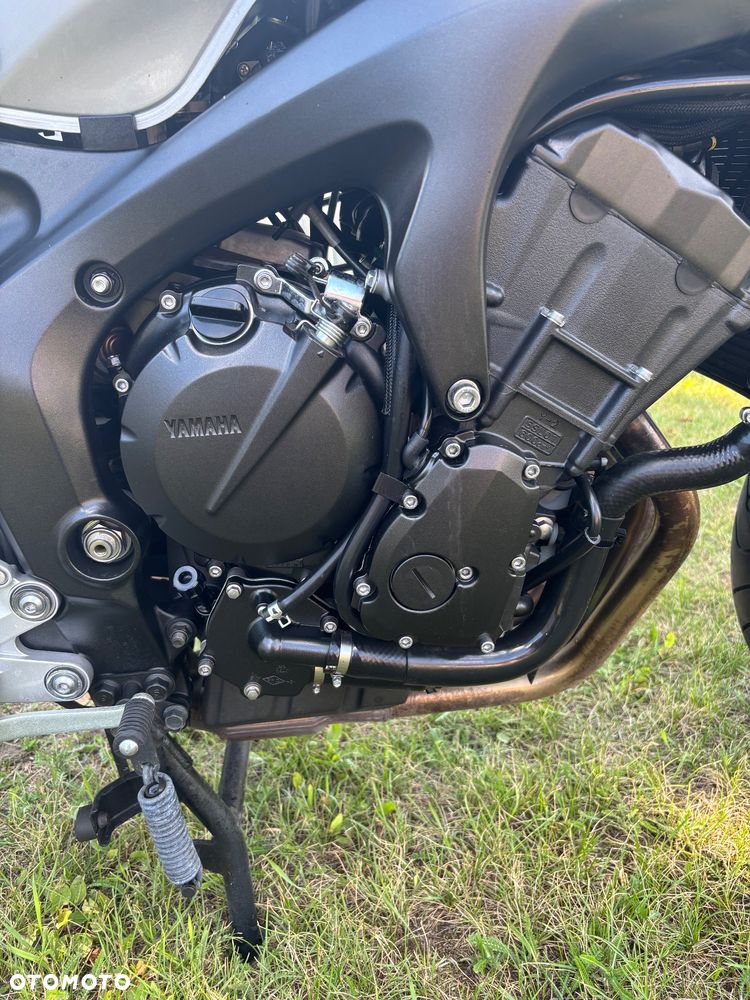 Yamaha FZ6 - 3