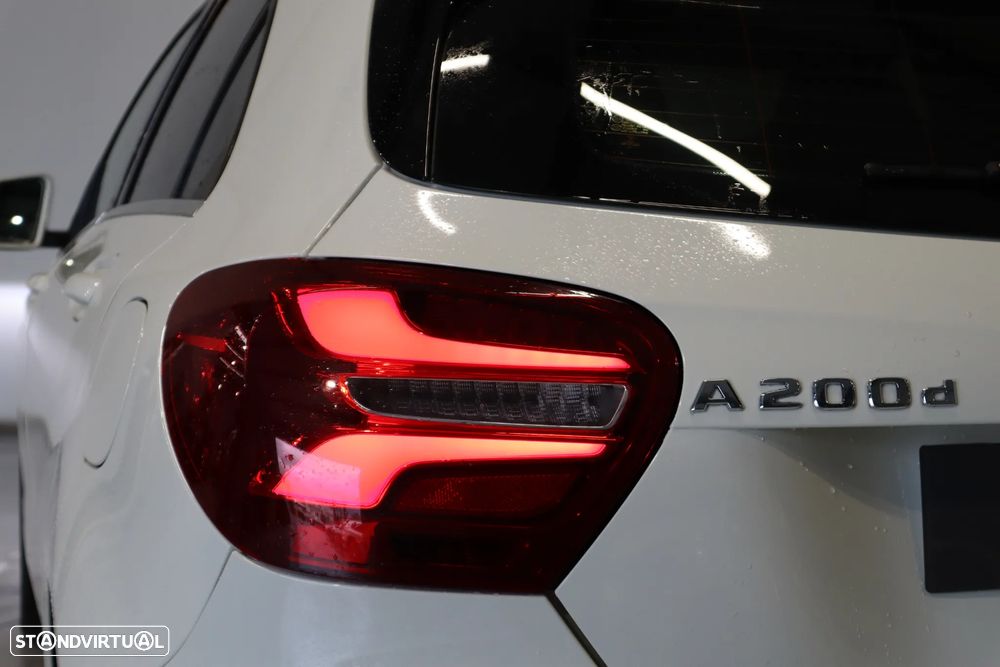 Mercedes-Benz A 200 d 7G-DCT Urban - 6