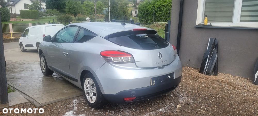 Renault Megane 1.6 16V Confort Authentique - 4