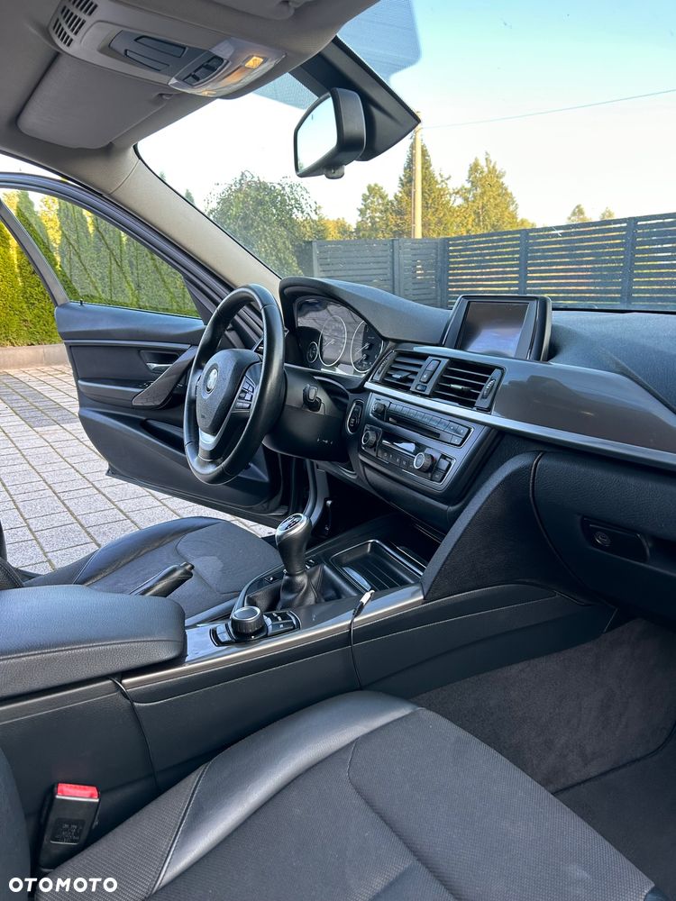 BMW Seria 3 316d - 11