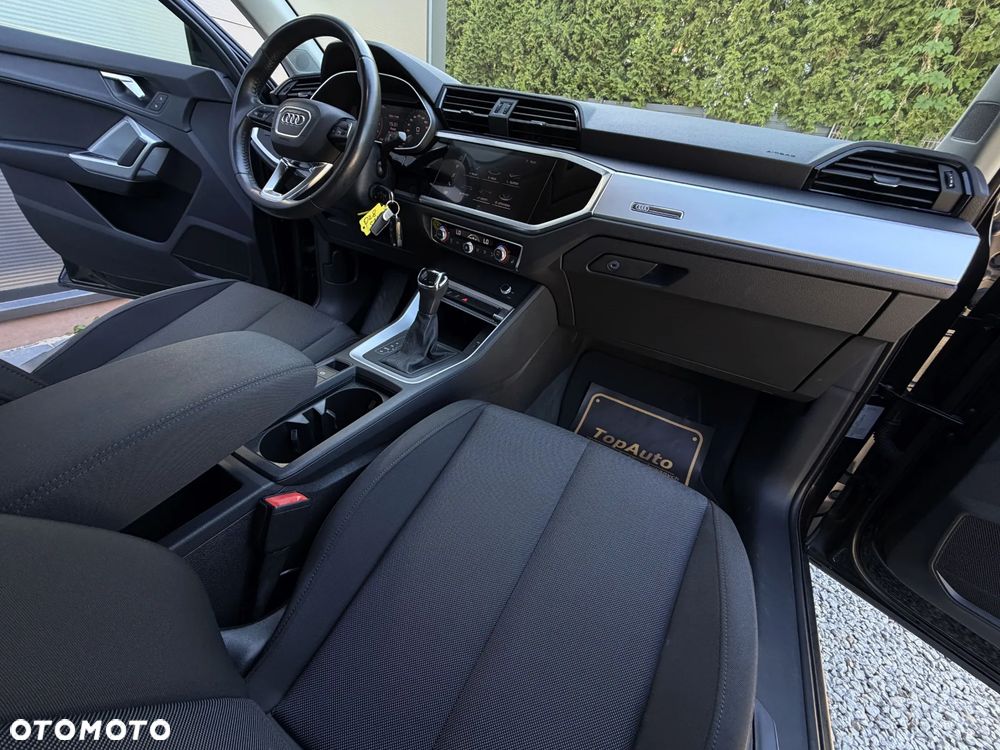 Audi Q3 35 TFSI S tronic - 17