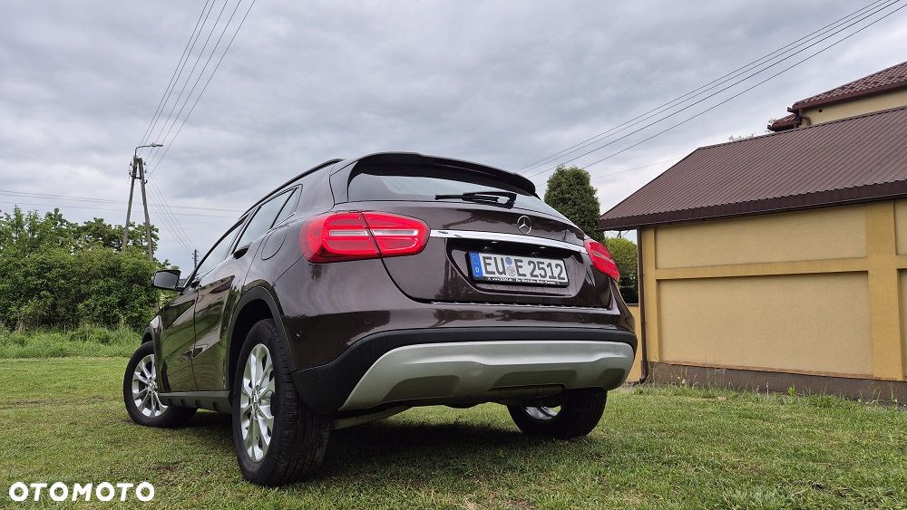 Mercedes-Benz GLA 180 (CDI) d Urban - 15