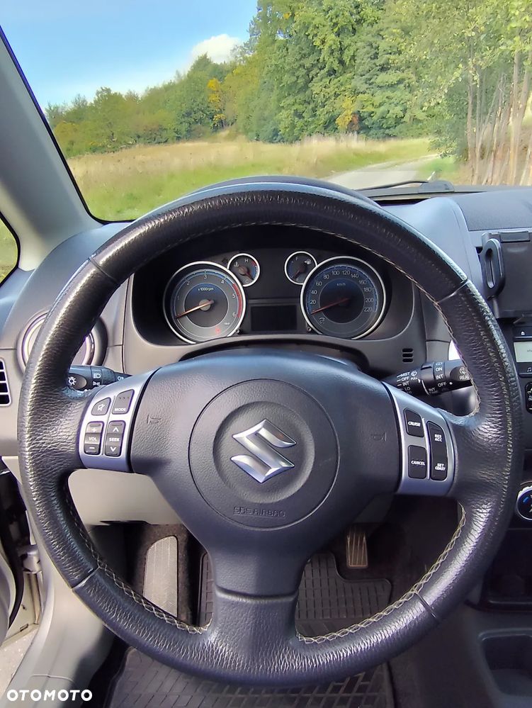 Suzuki SX4 2.0 DDiS Topline Edition 4WD - 10