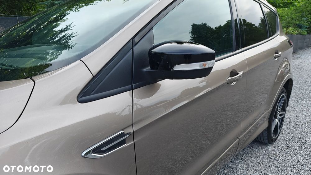 Ford Kuga 2.0 TDCi 4x4 Black & Silver - 31