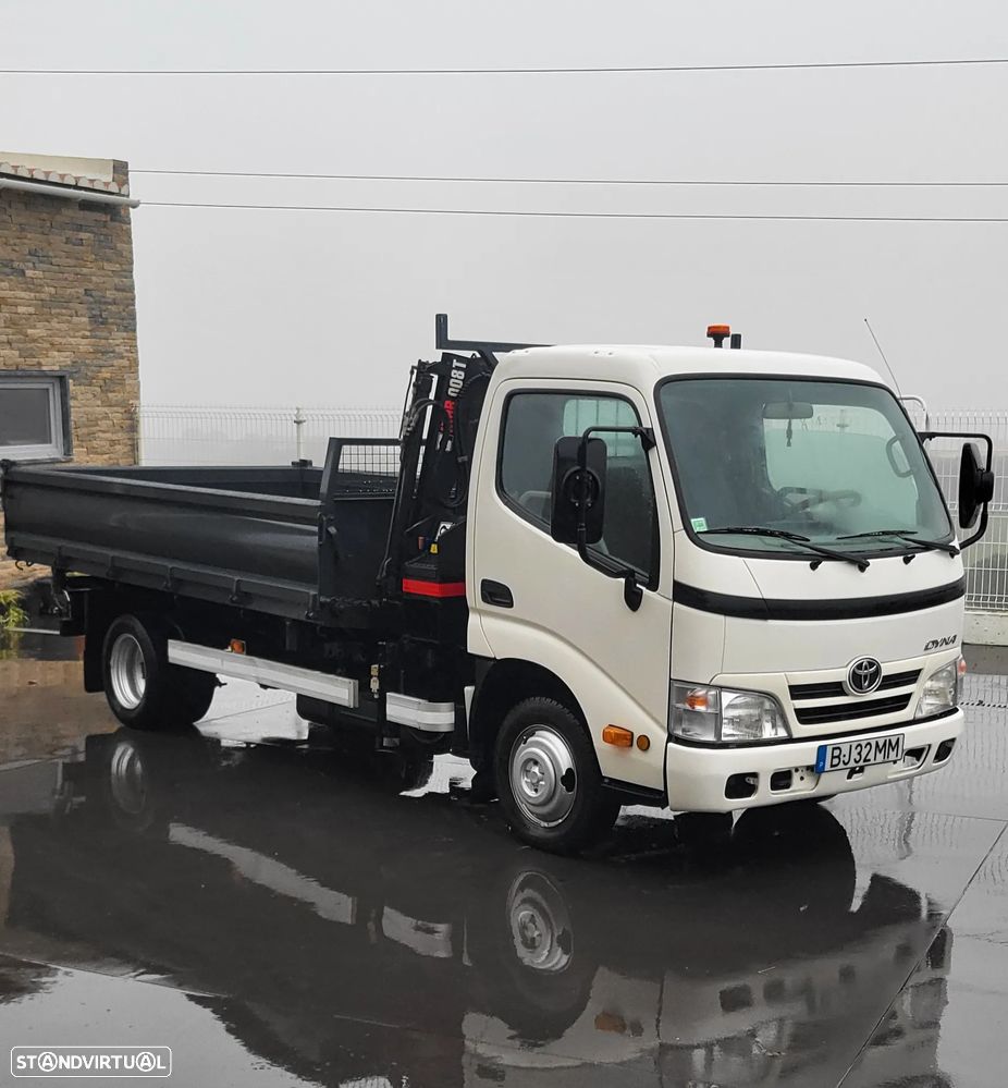 Toyota DYNA Grua e Báscula - 16