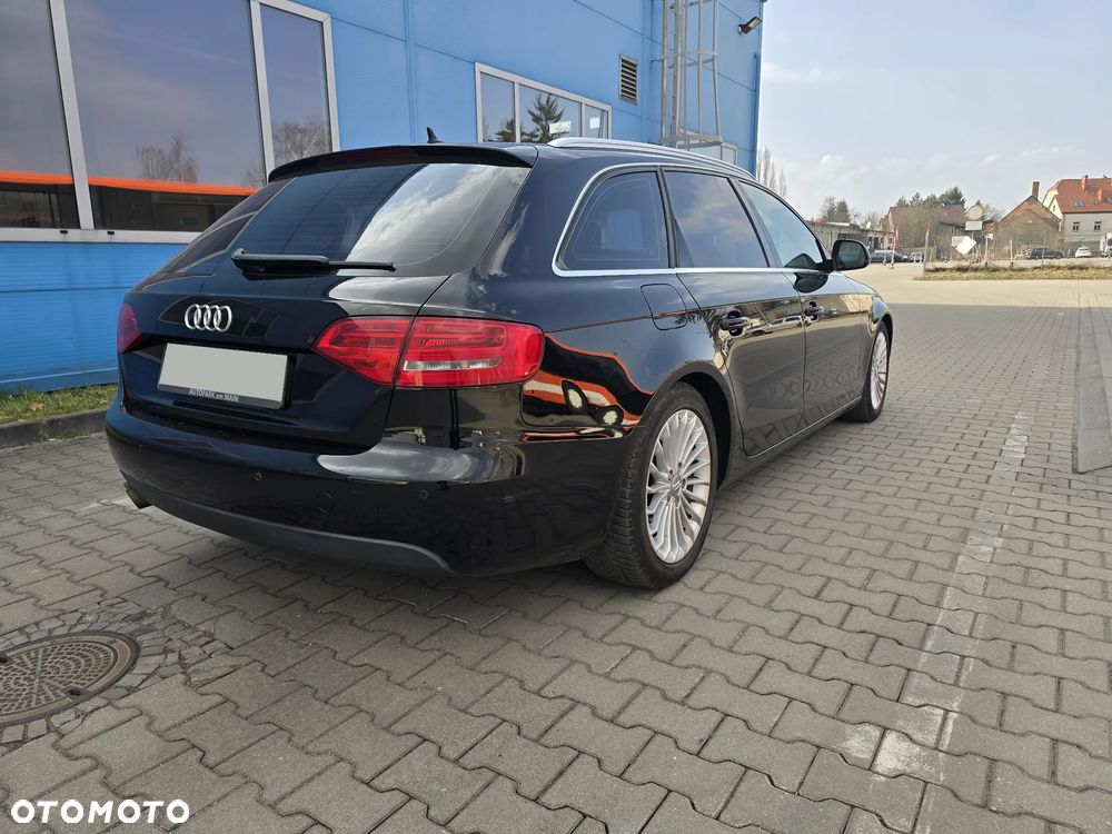 Audi A4 Avant 2.0 TDI DPF S line Sportpaket (plus) - 2