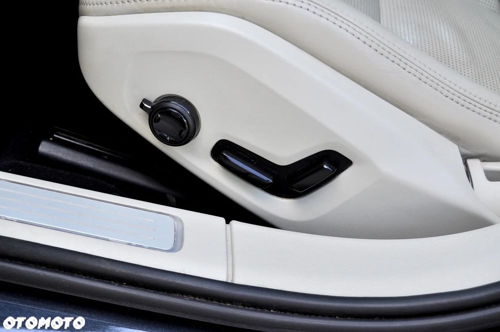 Volvo V90 D4 Geartronic Inscription - 24