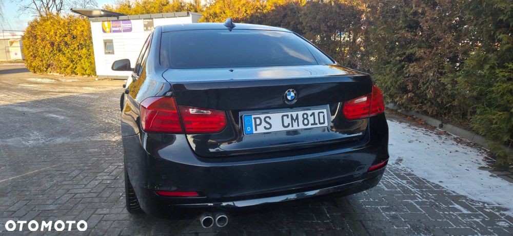 BMW Seria 3 325d Sport-Aut Luxury Line - 10