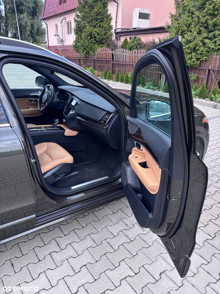 Volvo XC 90 T6 AWD Geartronic Momentum Pro - 26
